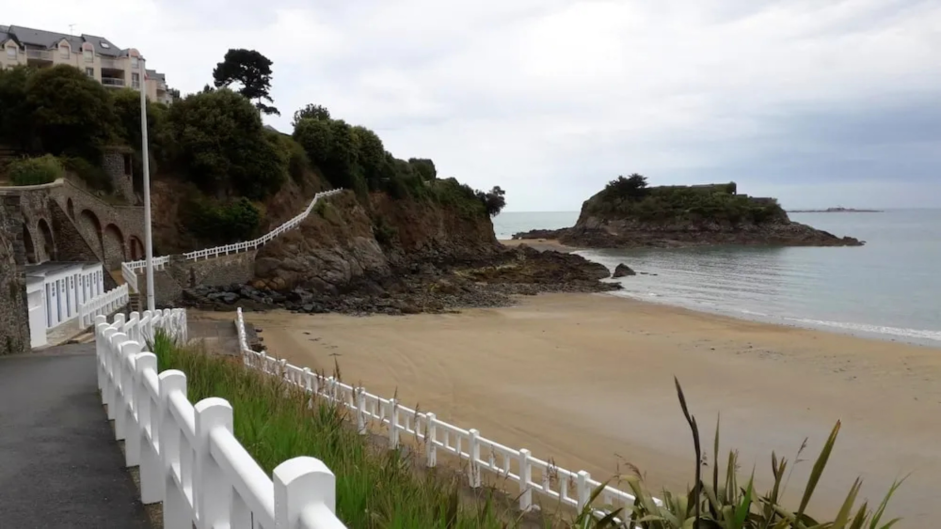 Apartment With one Bedroom in Saint-quay-portrieux, With Wonderful City View and Wifi - 400 m From the Beach