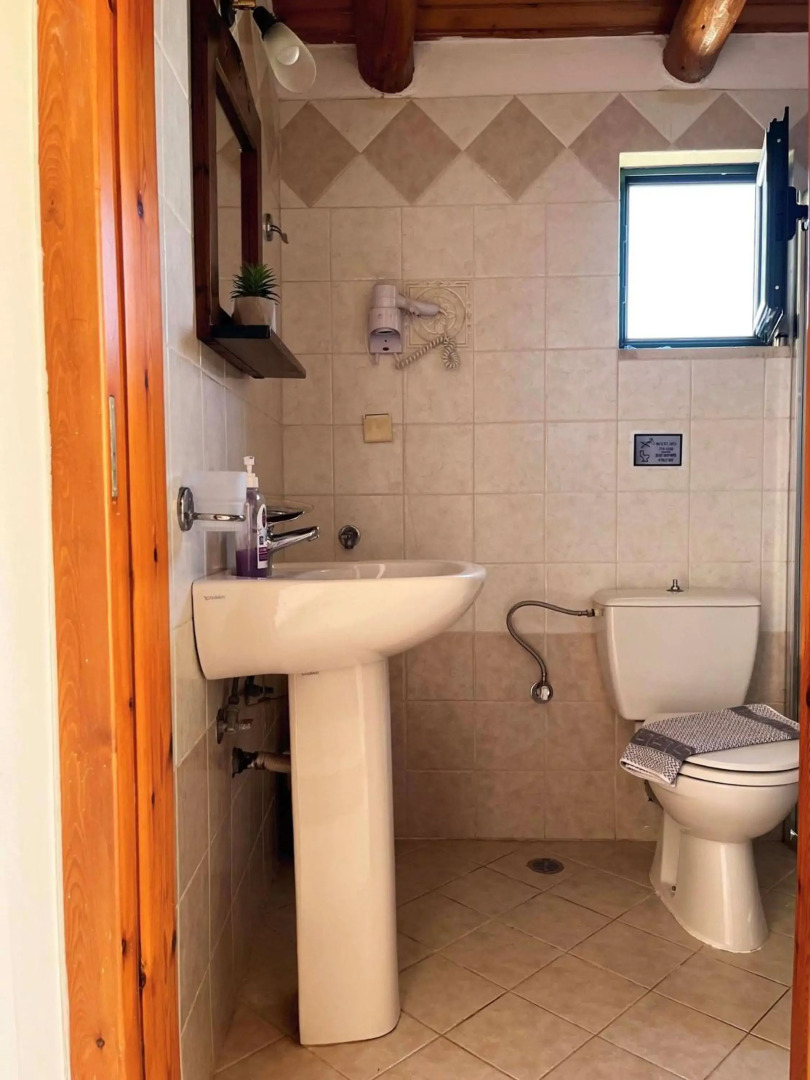 Skandalis Traditional Suites