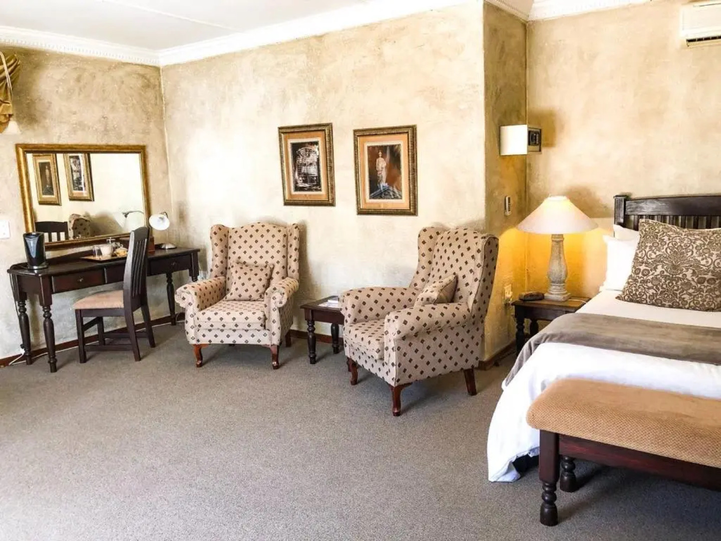 Ancient Emperor Guest Estate