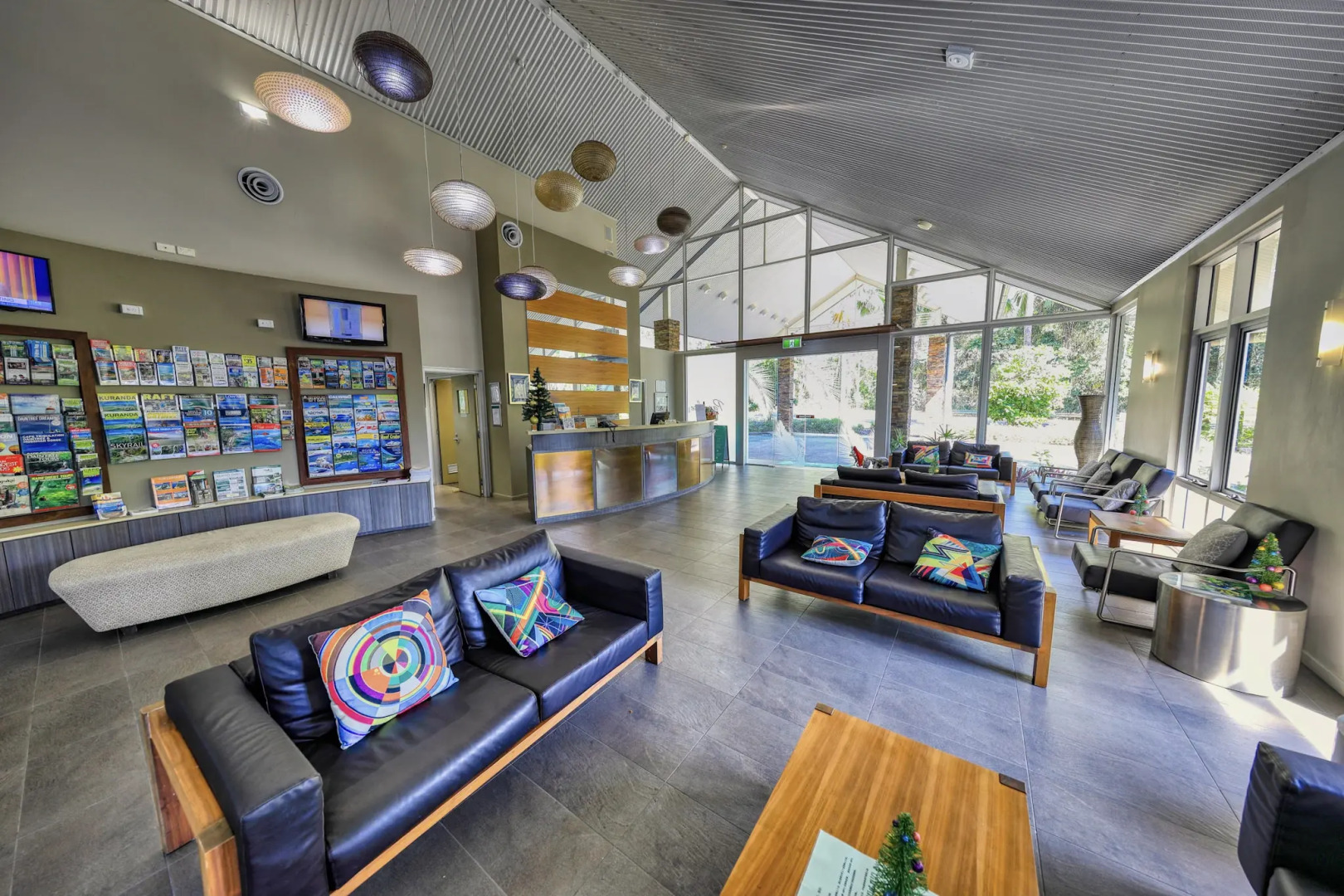 Paradise Palms Resort & Country Club