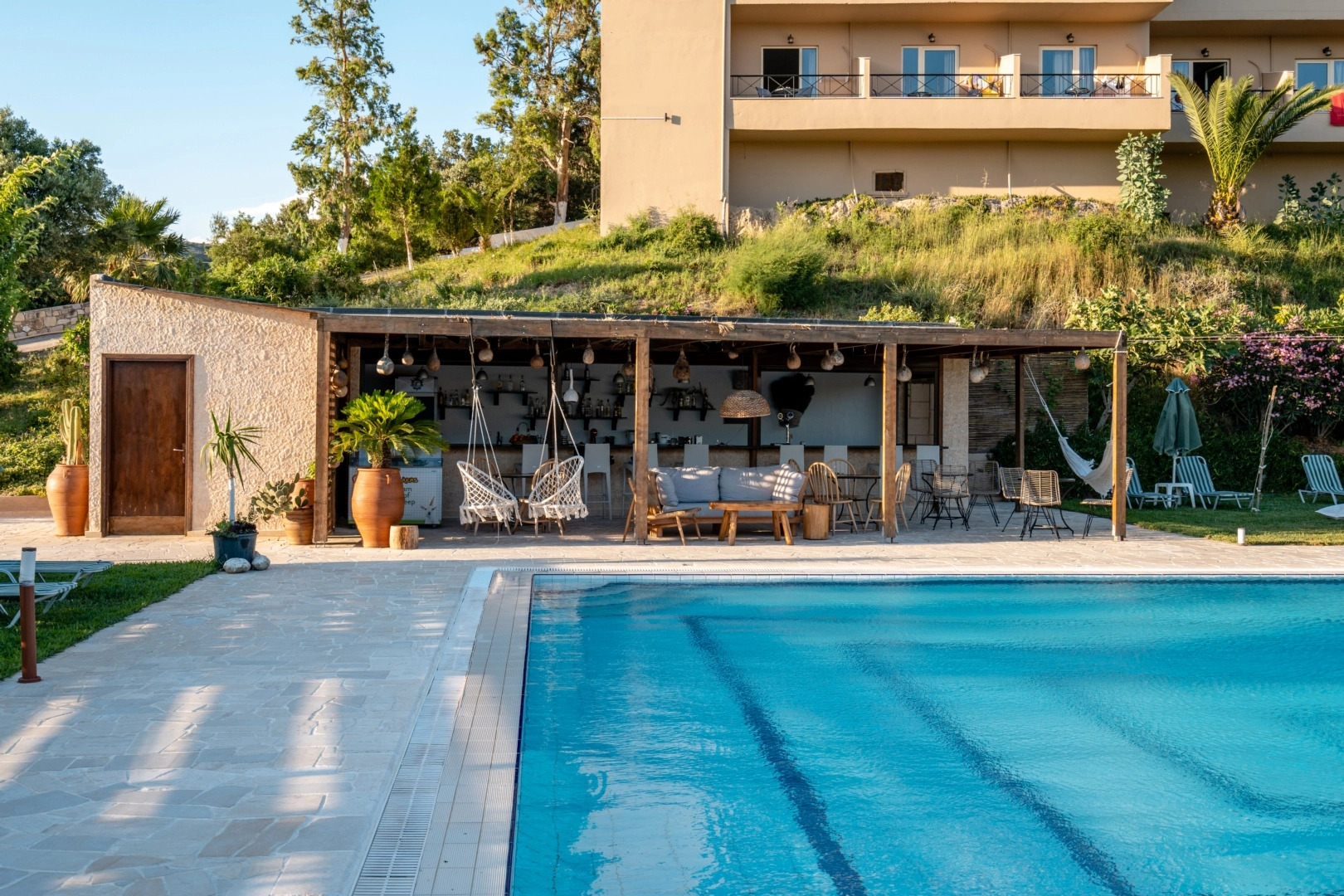 Paralos The Maxine - Adults Only