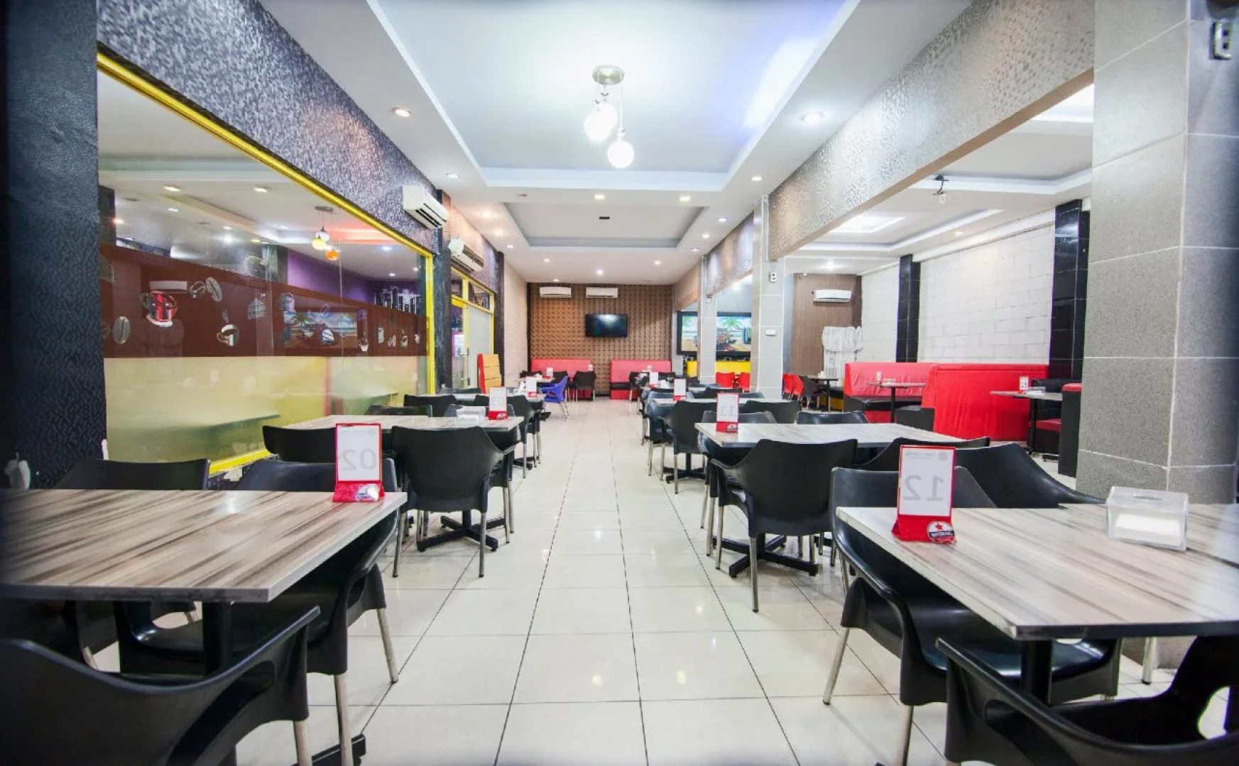 Coin Mulia Hotel by Oyo Rooms