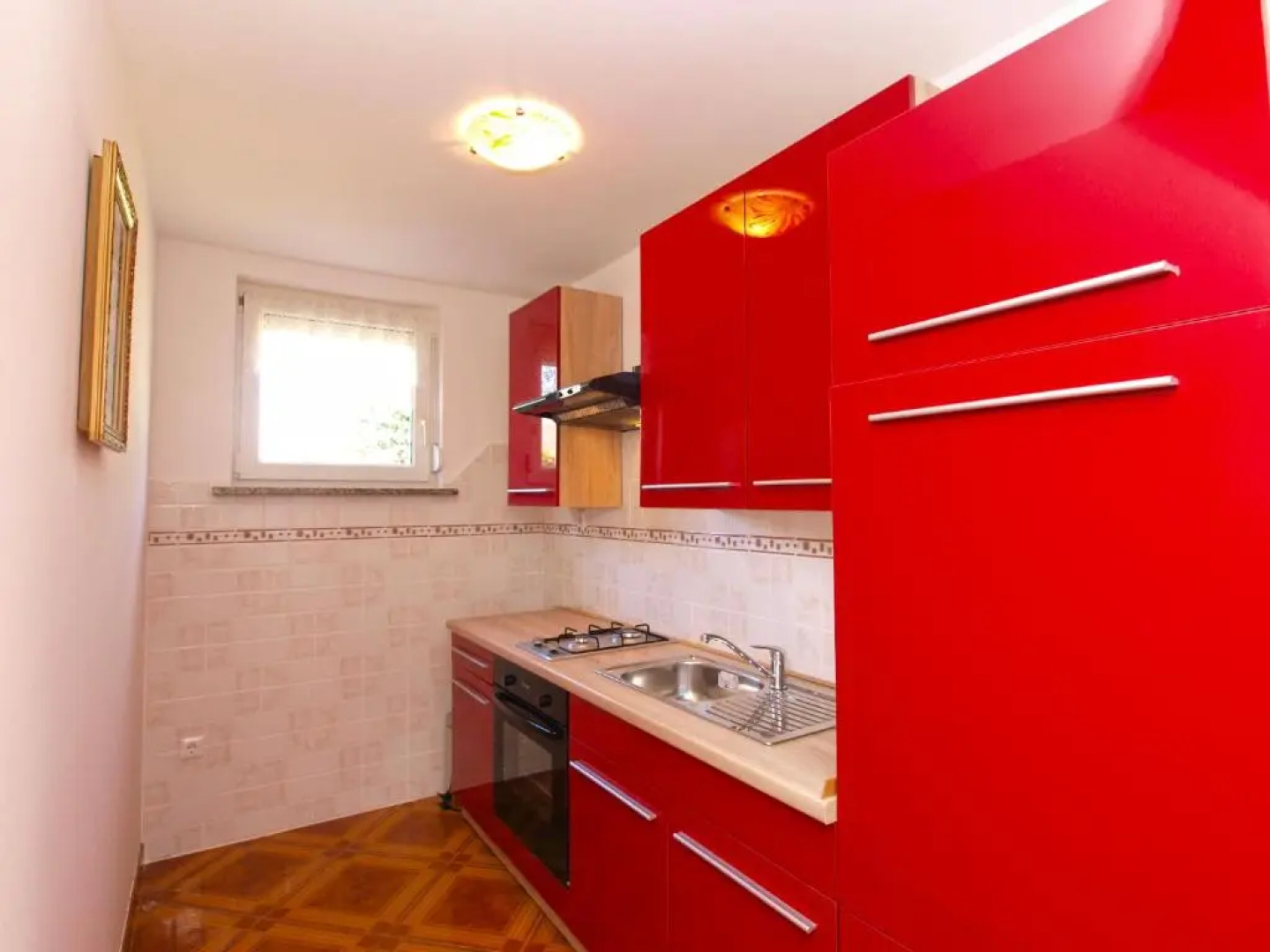 Apartment with pool 1038