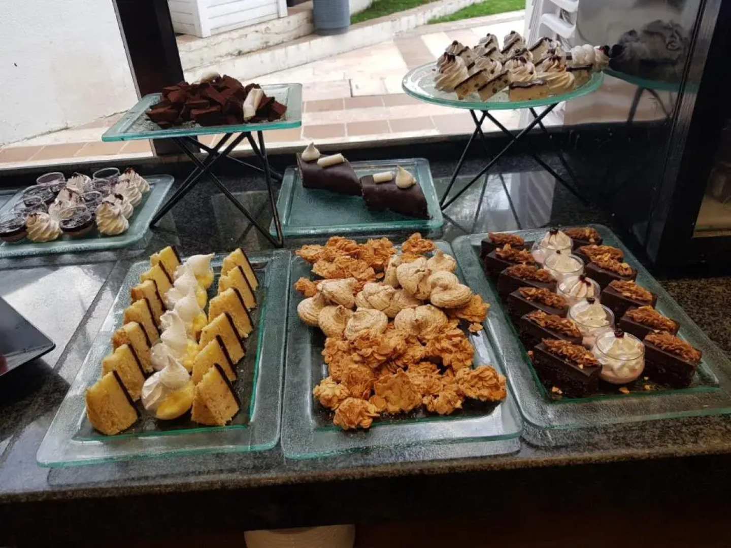 Gai Beach Resort Spa Hotel