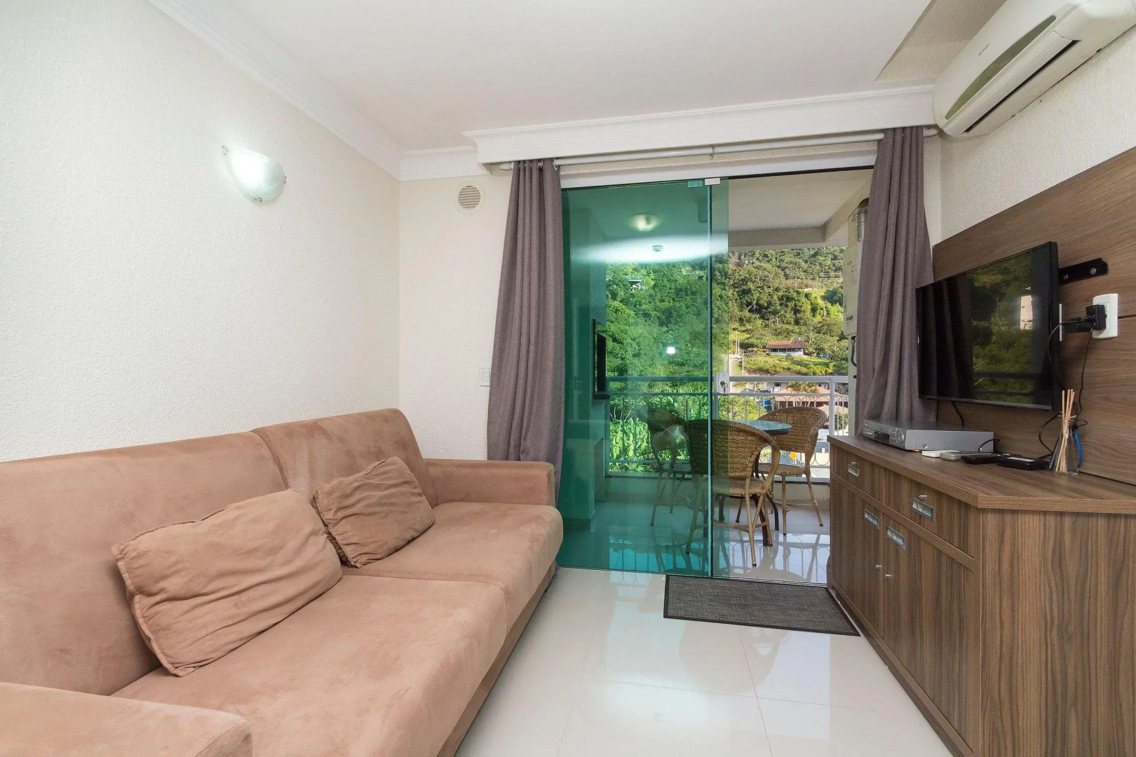 Apartamento 1 quarto Summer Beach Piscina SC