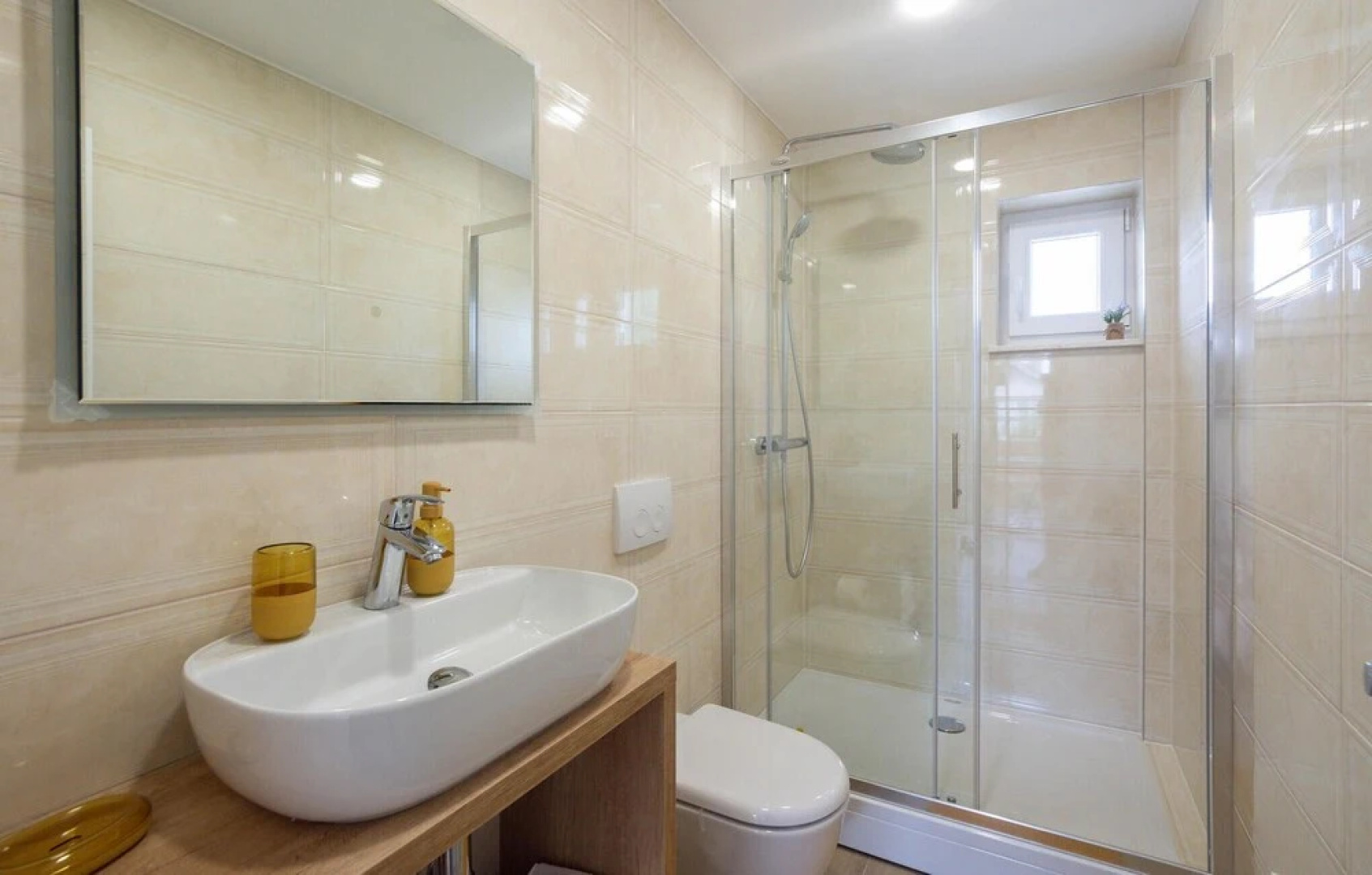 Stunning Home in Srinjine With 3 Bedrooms, Wifi and Outdoor Swimming Pool