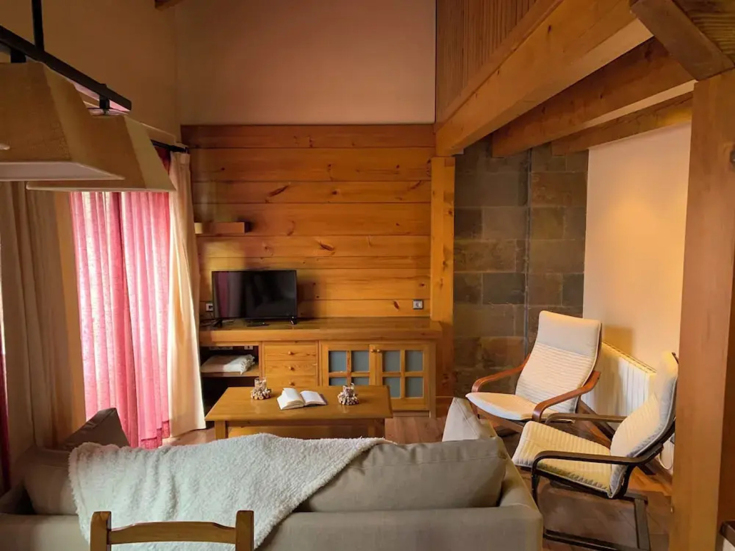 2 Bedroom Duplex Apartment in La Molina