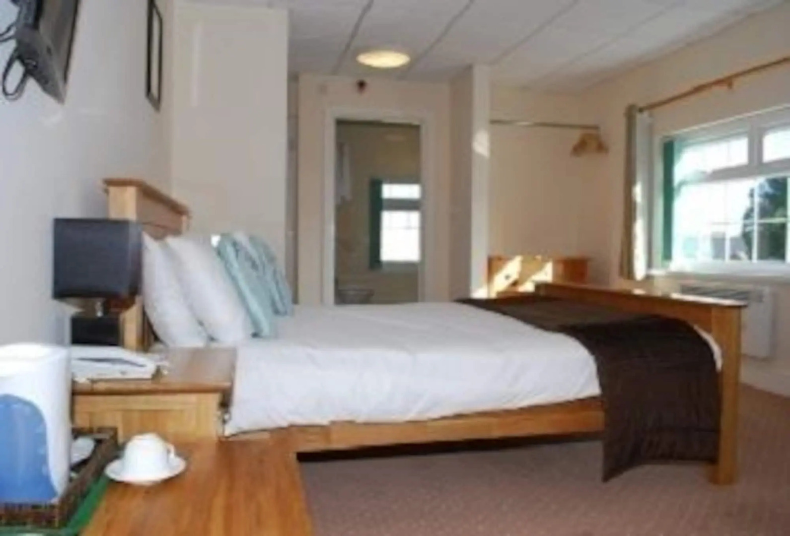 The Woodridge Inn Hotel