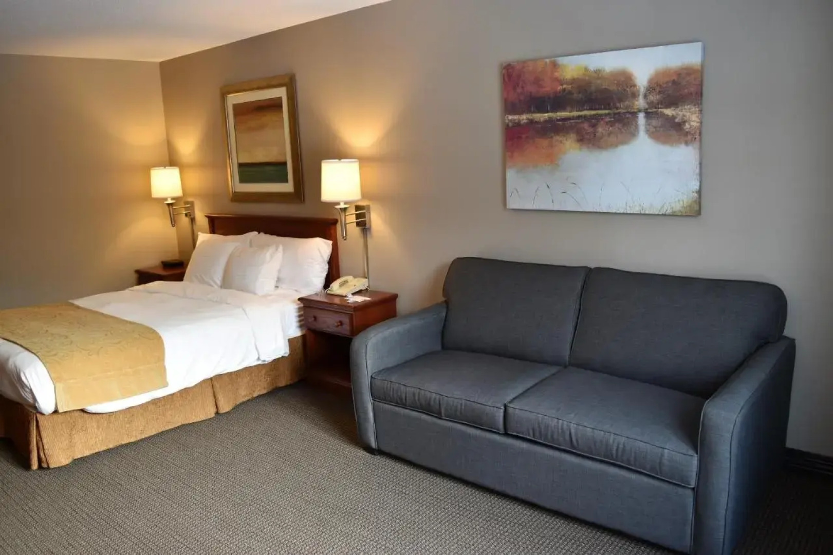 Crossings By Grandstay Inn & Suites