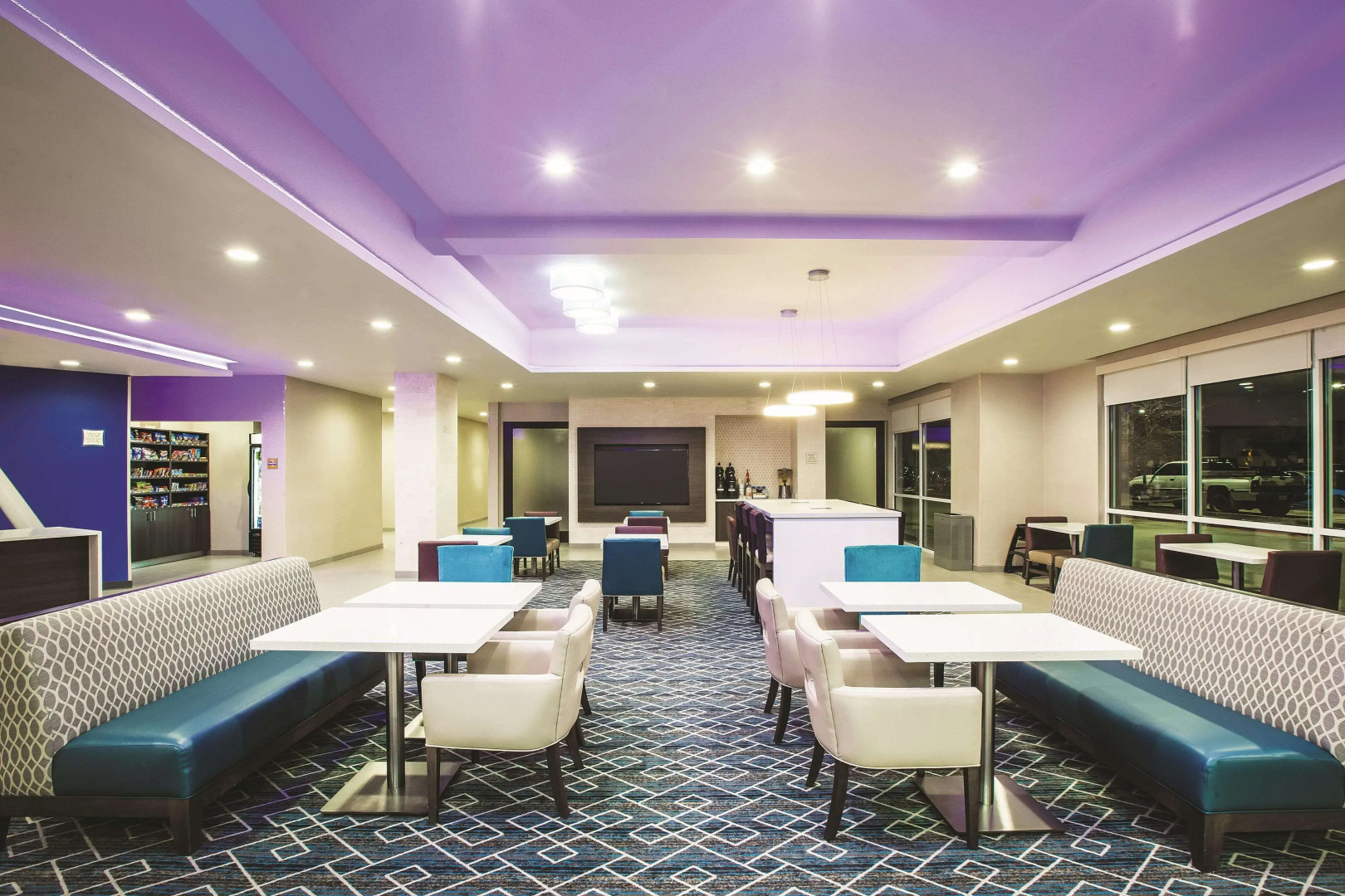 La Quinta Inn & Suites by Wyndham Dallas Northeast-Arboretum