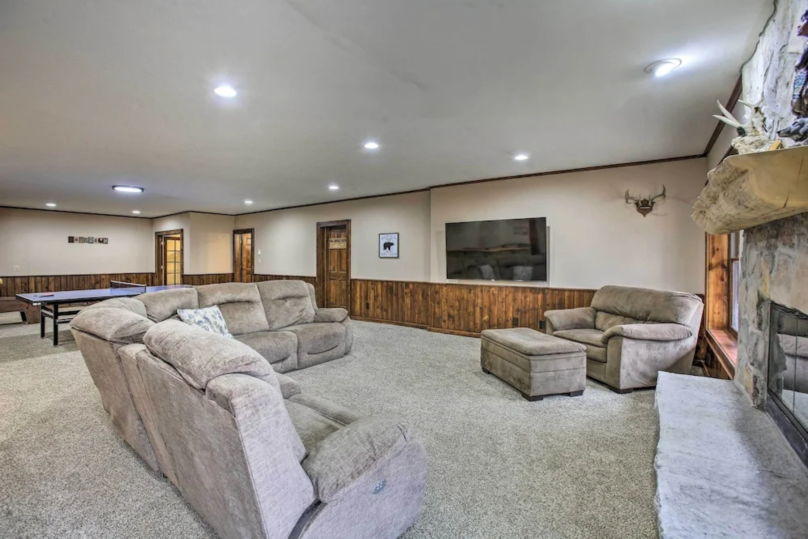 14 Mi to Slopes: Lodge on 104 Acres in Boyne City