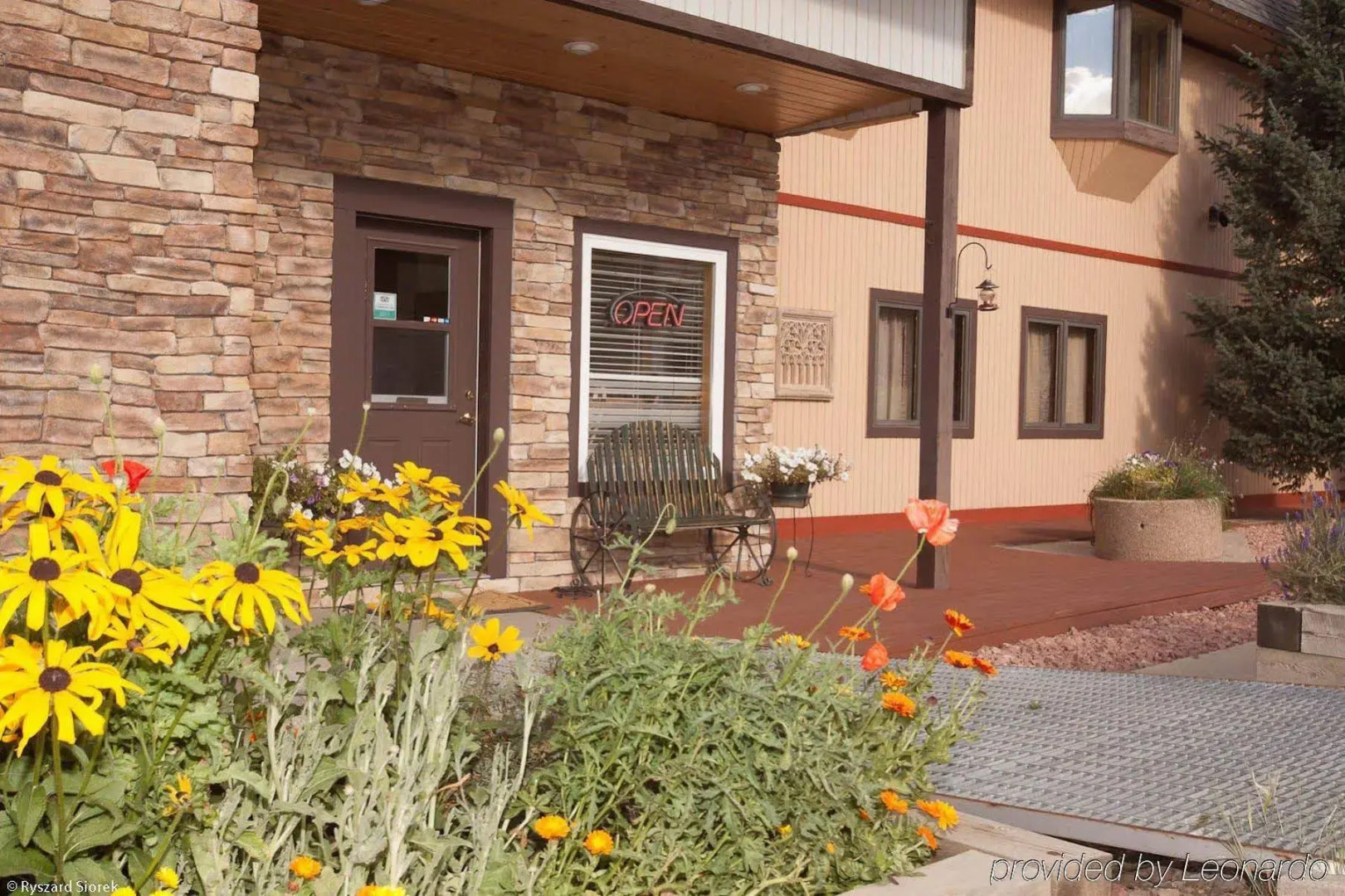 Valley Hi Motel - Near Winter Park Visitor Center