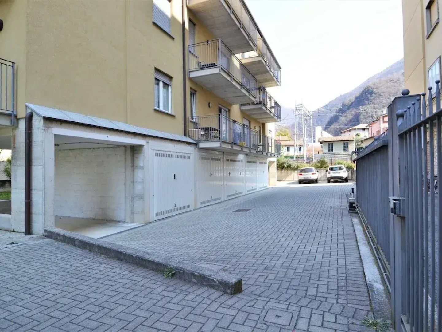 Apartment at Lago di Como Near Dervio Beach
