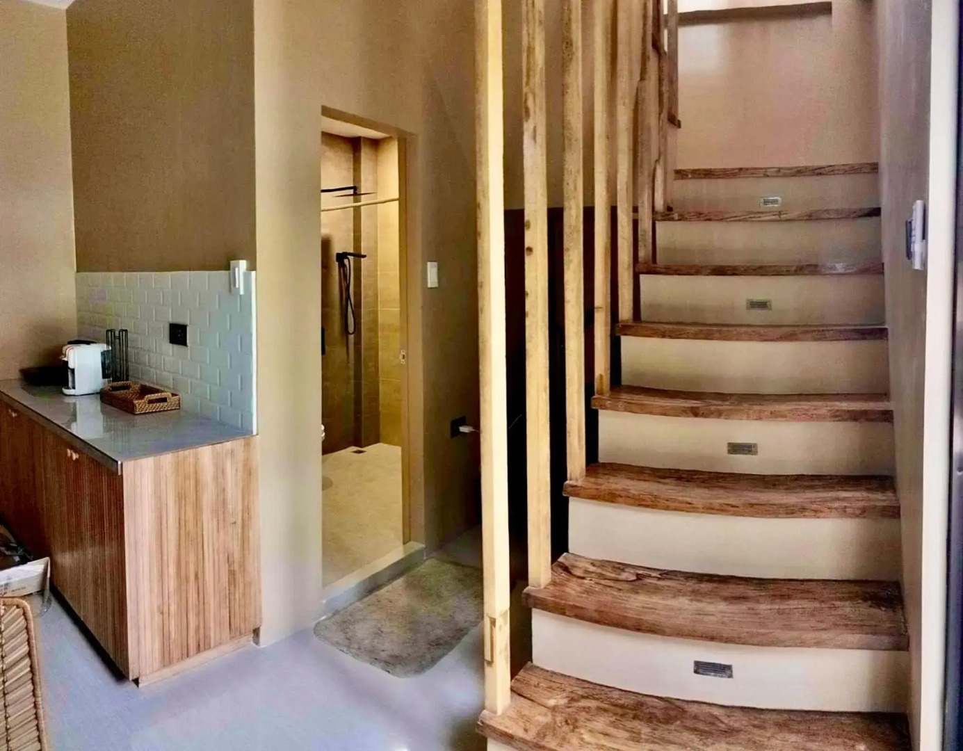 Southseas Beach Resort and Dive Center