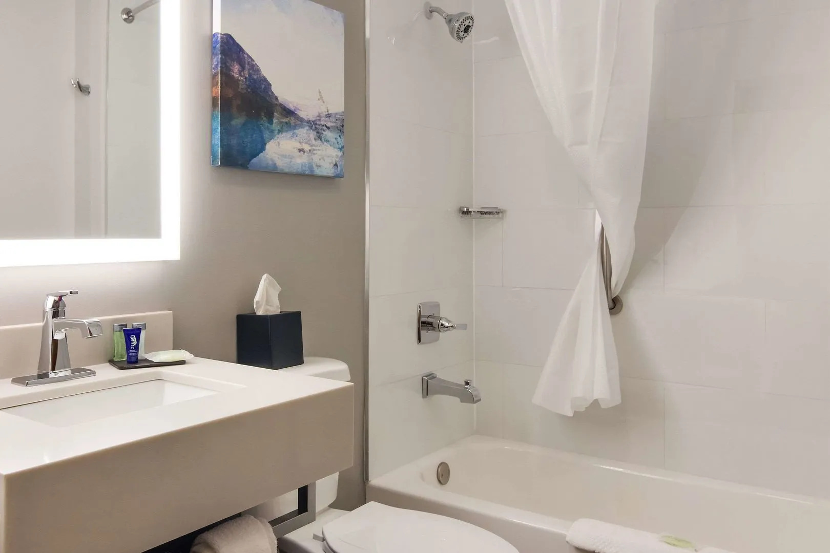 Spark by Hilton Clarion