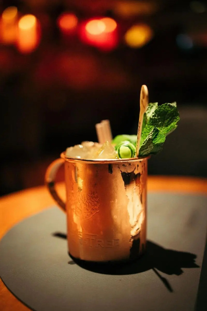 Me and All Hotel Dusseldorf, by Hyatt