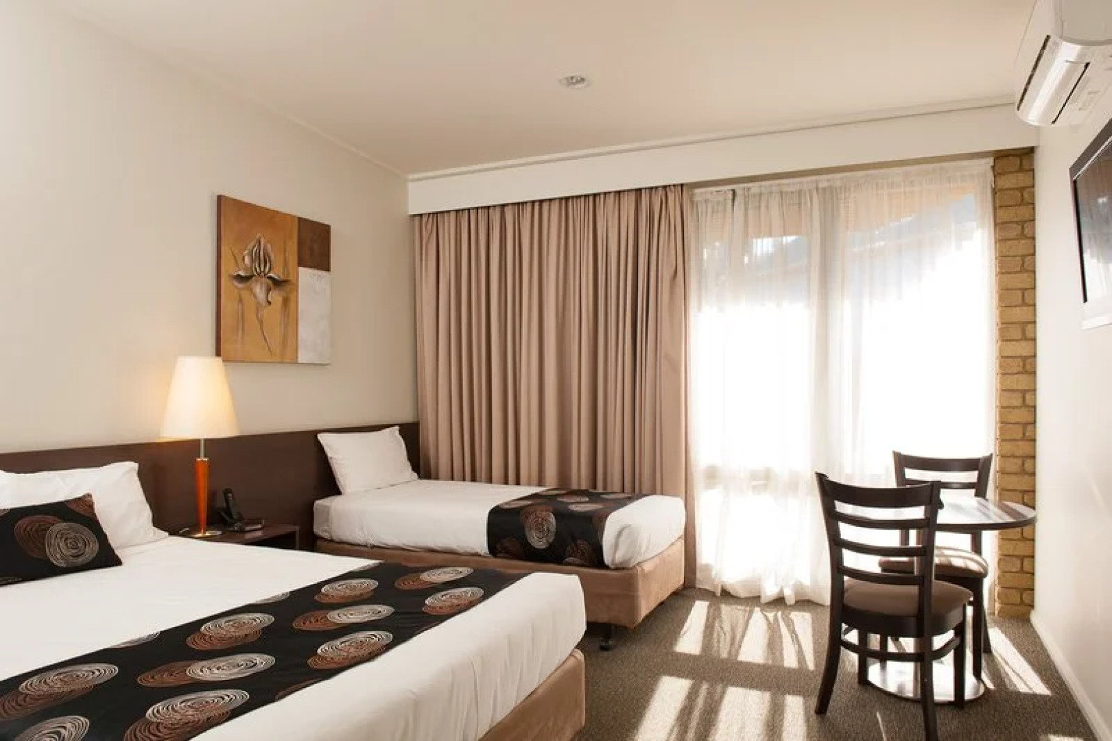 Comfort Inn Mitchell On Main