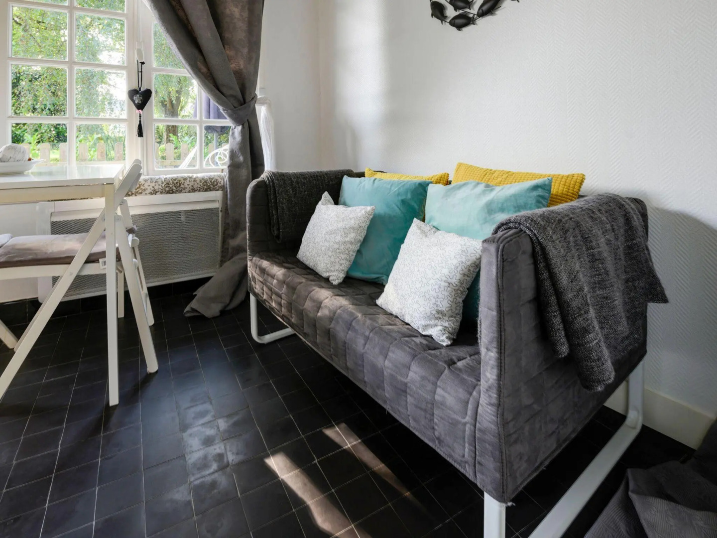 Beautiful Apartment in Isigny-sur-Mer with Private Terrace