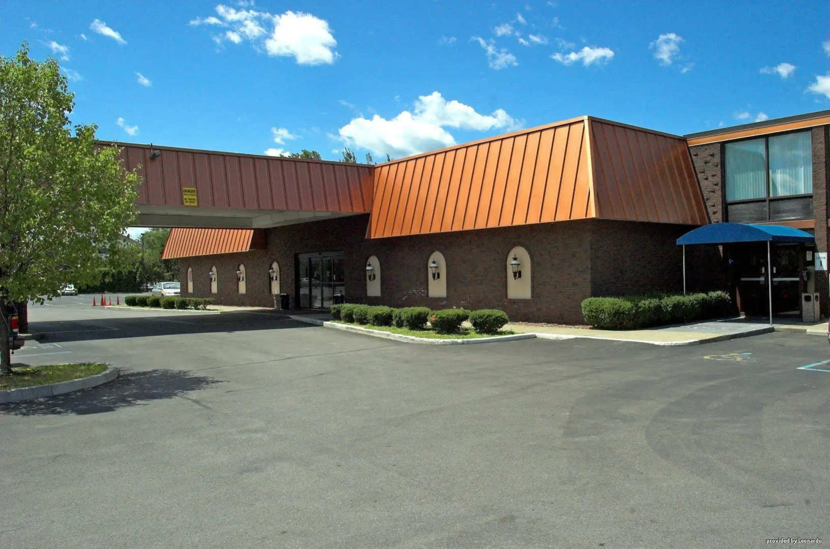 Albany Airport Inn