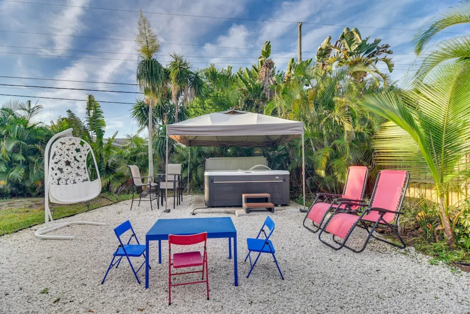 Largo House w/ Backyard Oasis & Proximity to Beach