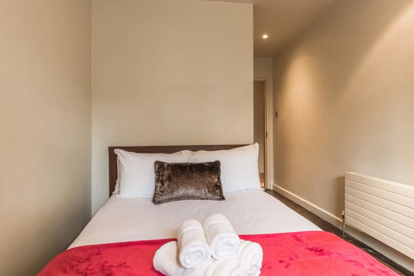 The Oscar Wilde Suite by 5STARSTAY