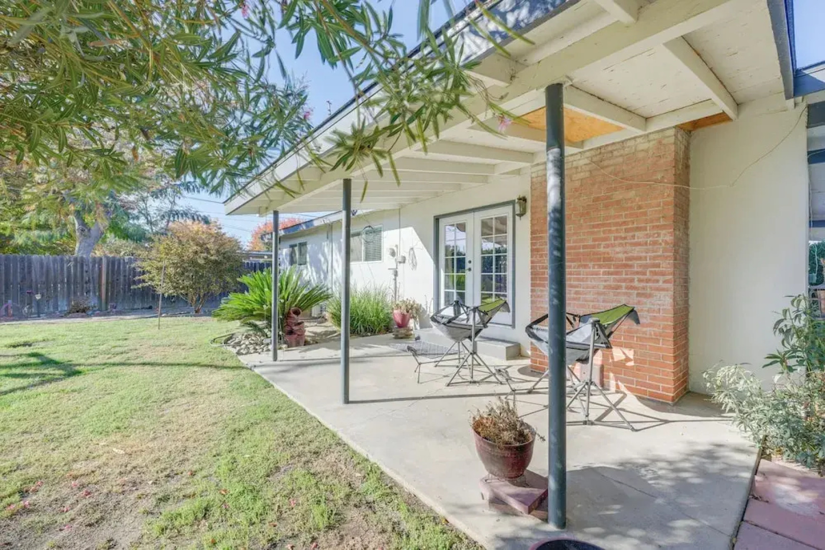 Visalia Vacation Rental w/ Yard: 1 Mi to Downtown