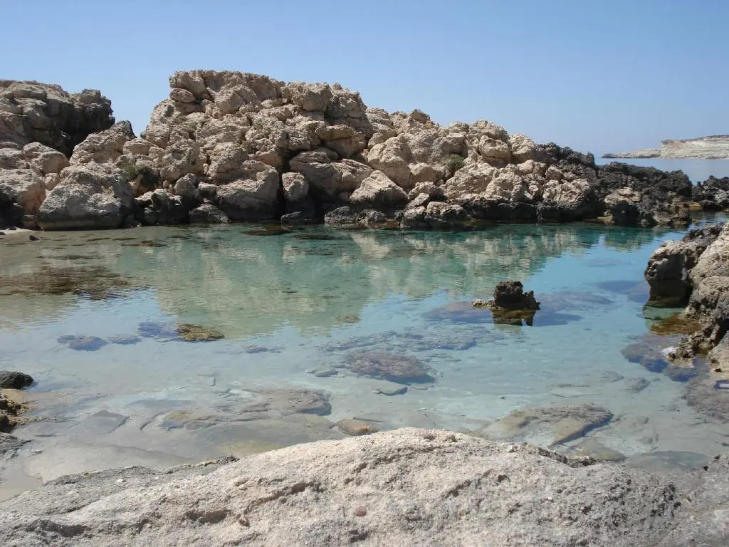 Akrogiali Apartments