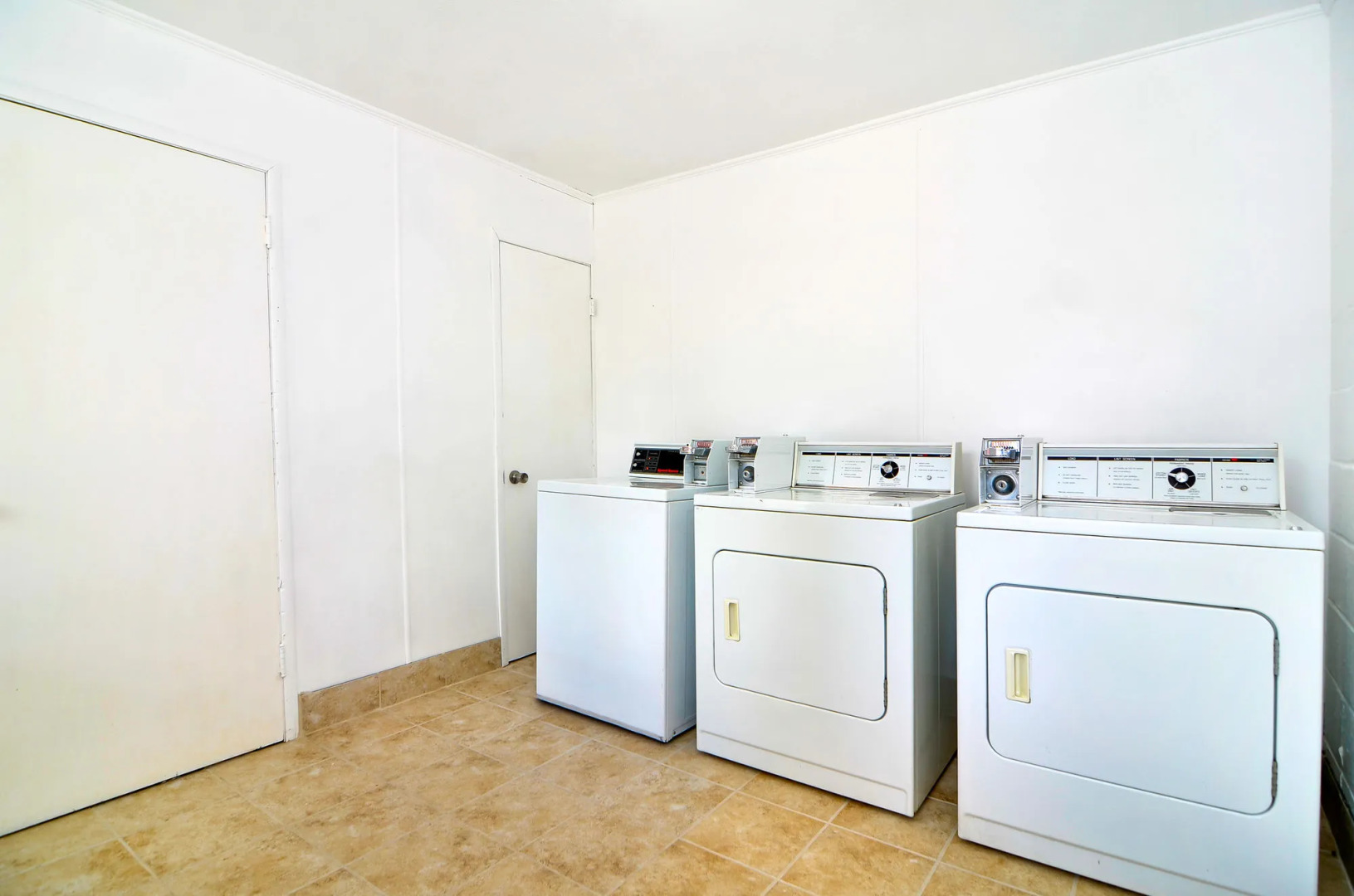 Rodeway Inn & Suites