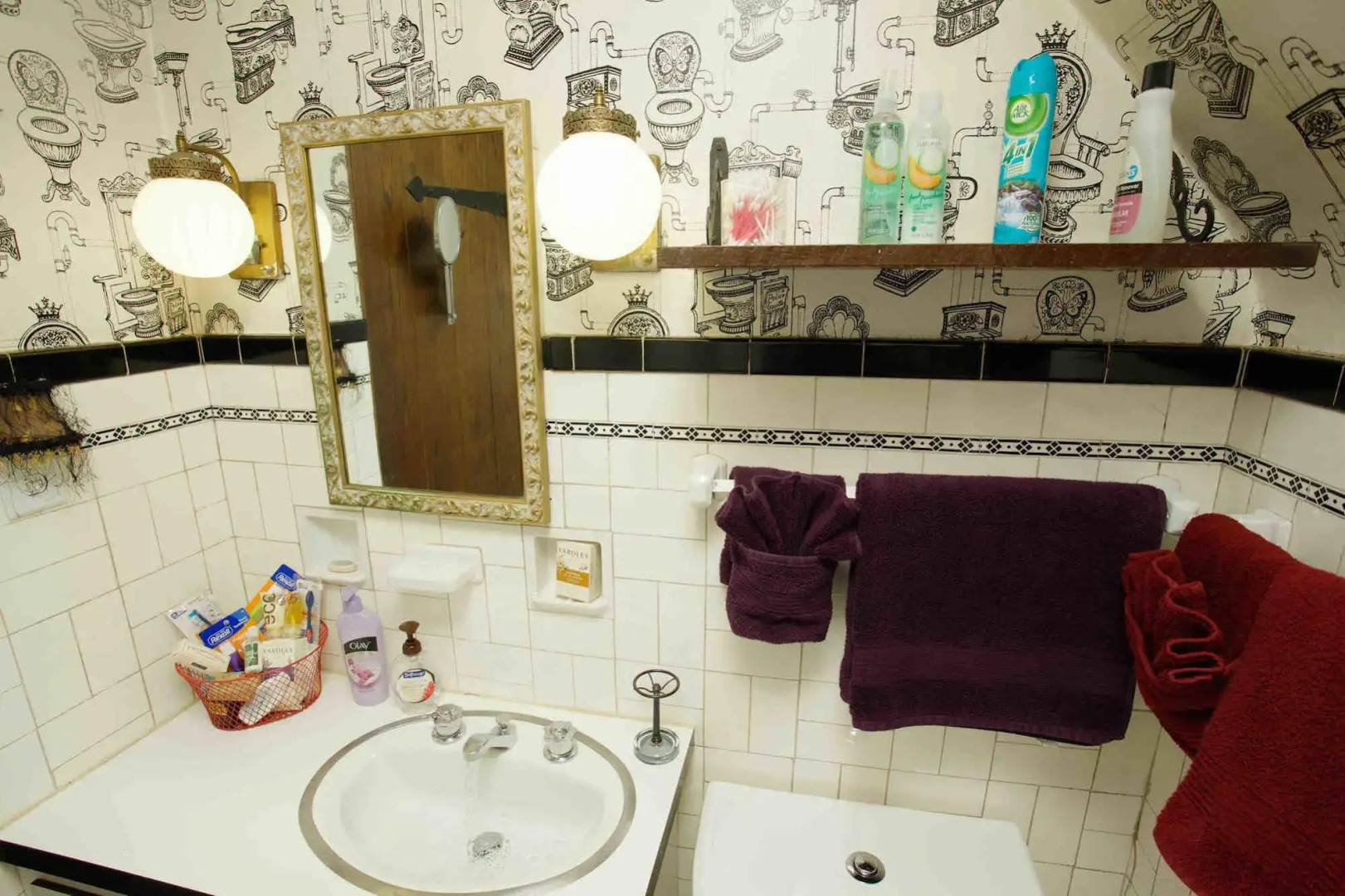 Castle on Glen - 3 Bedroom Home