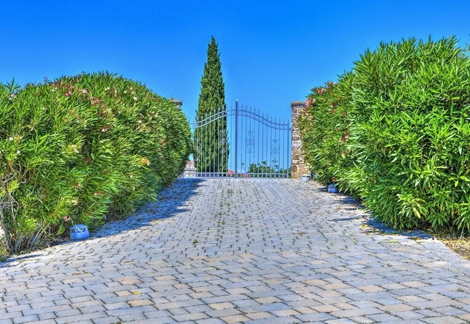 Pool Villa Angela Whirlpool