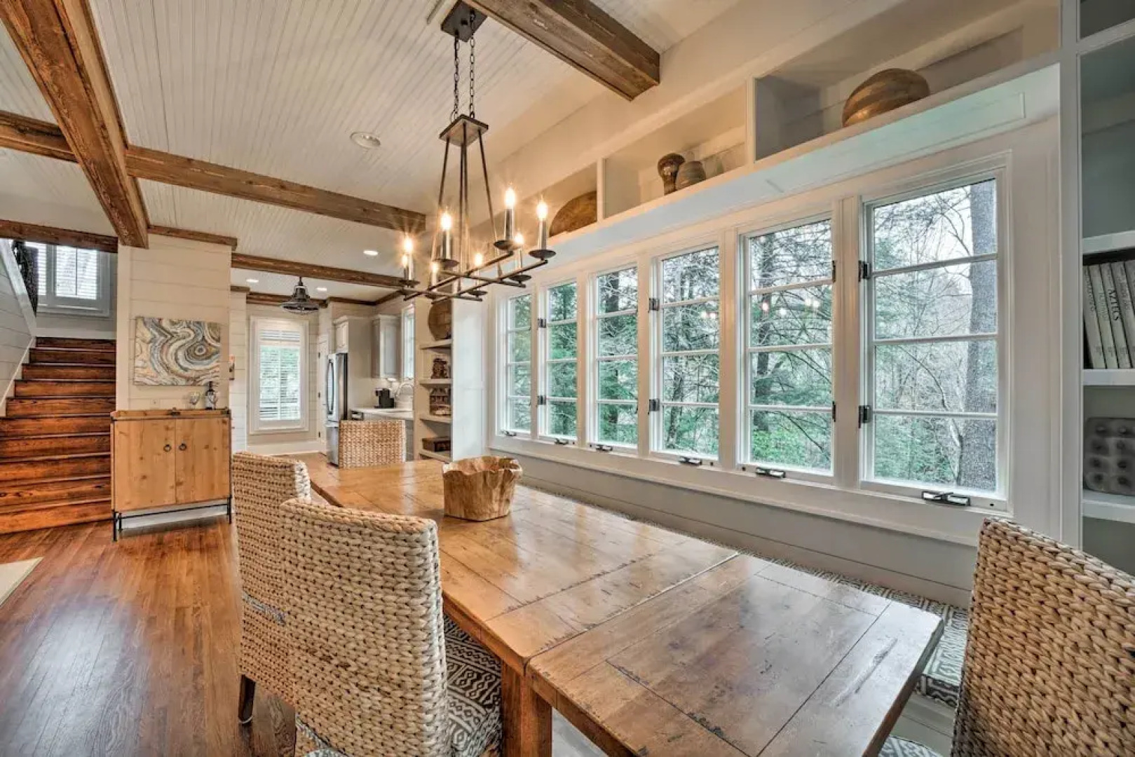 Beautiful Trillium Home Next to Waterfall!