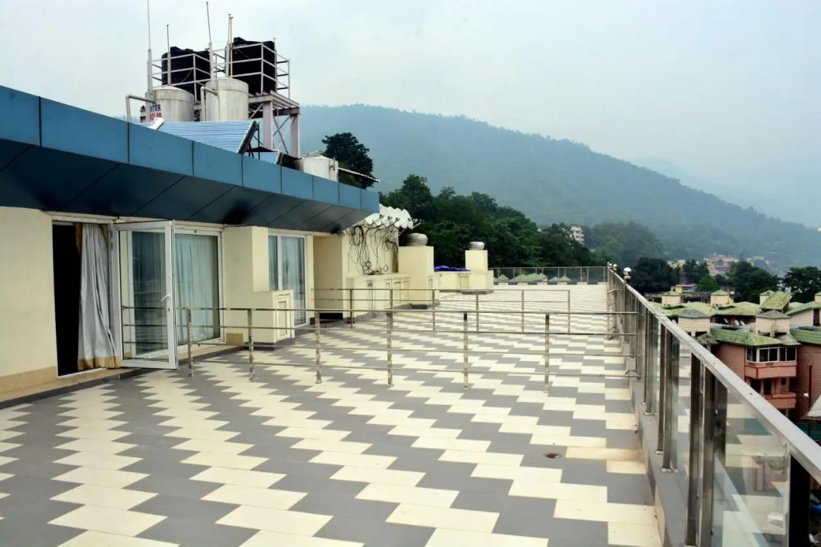 Hotel Vasundhara Palace Rishikesh