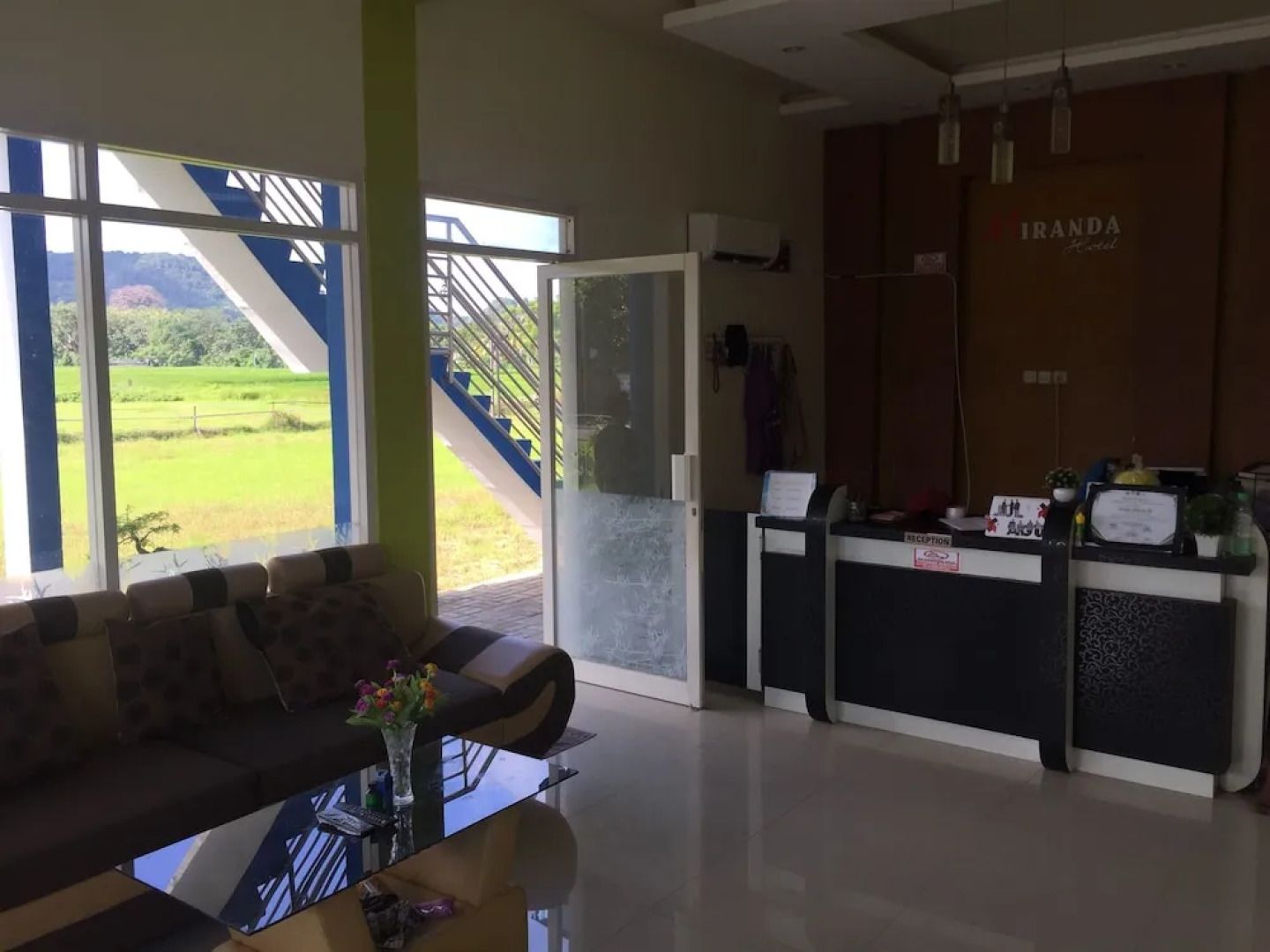 OYO 92907 Miranda Hotel Syariah