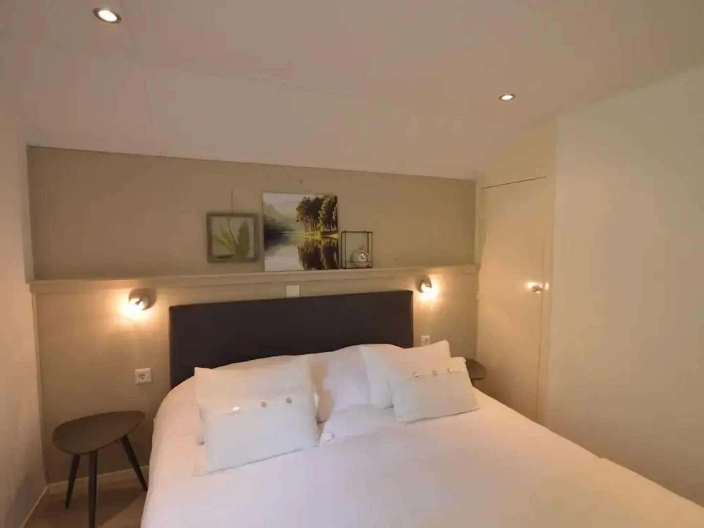 Romantic Forest Retreat With Sauna