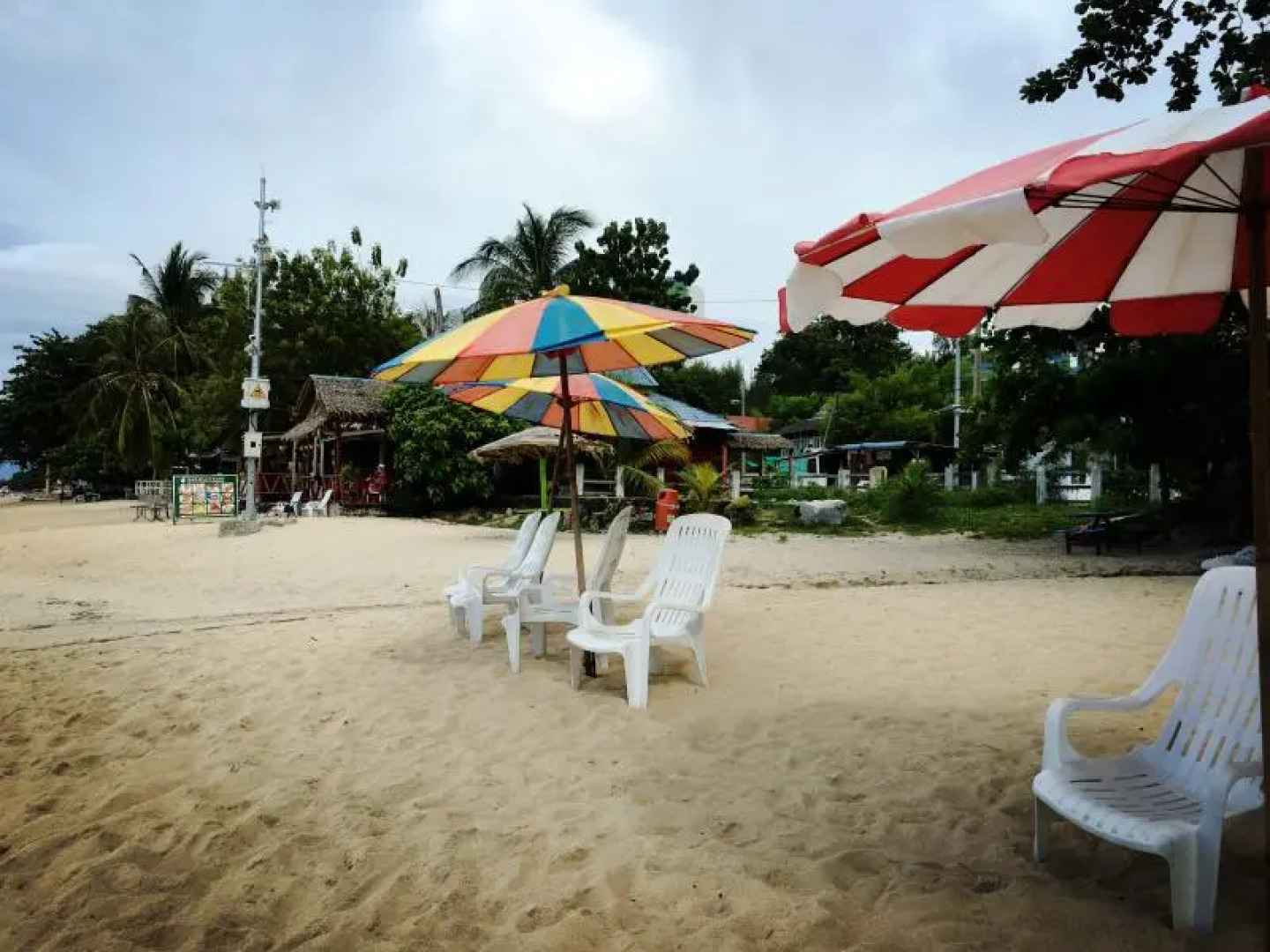 By The Sea Batu Ferringghi Luxury Holiday Suite