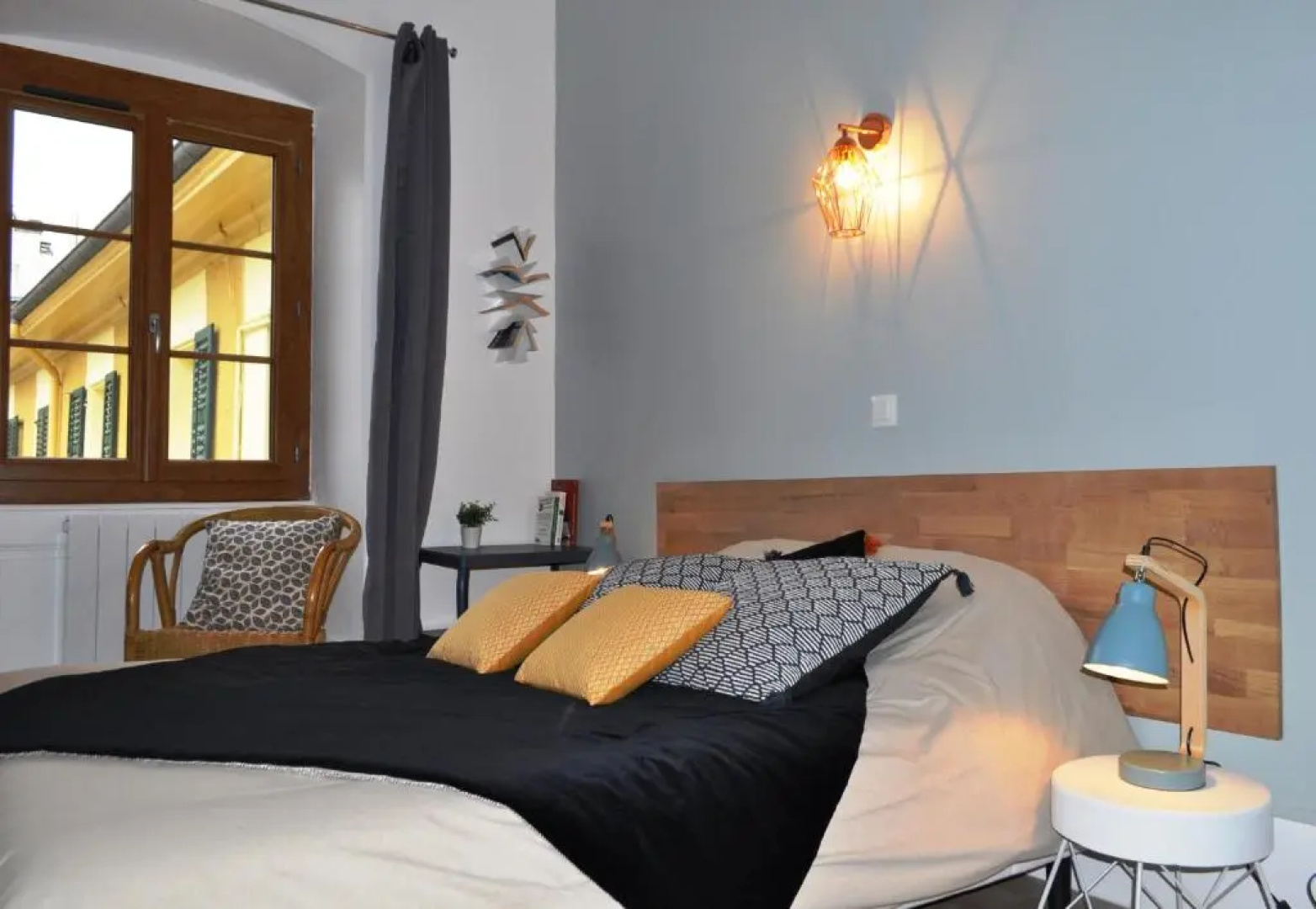 SEJOURAIXLESBAINS - Appartements Confidence hyper centre calme