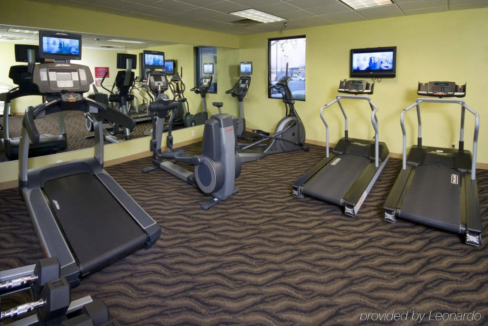 Crowne Plaza Indianapolis-Airport by IHG