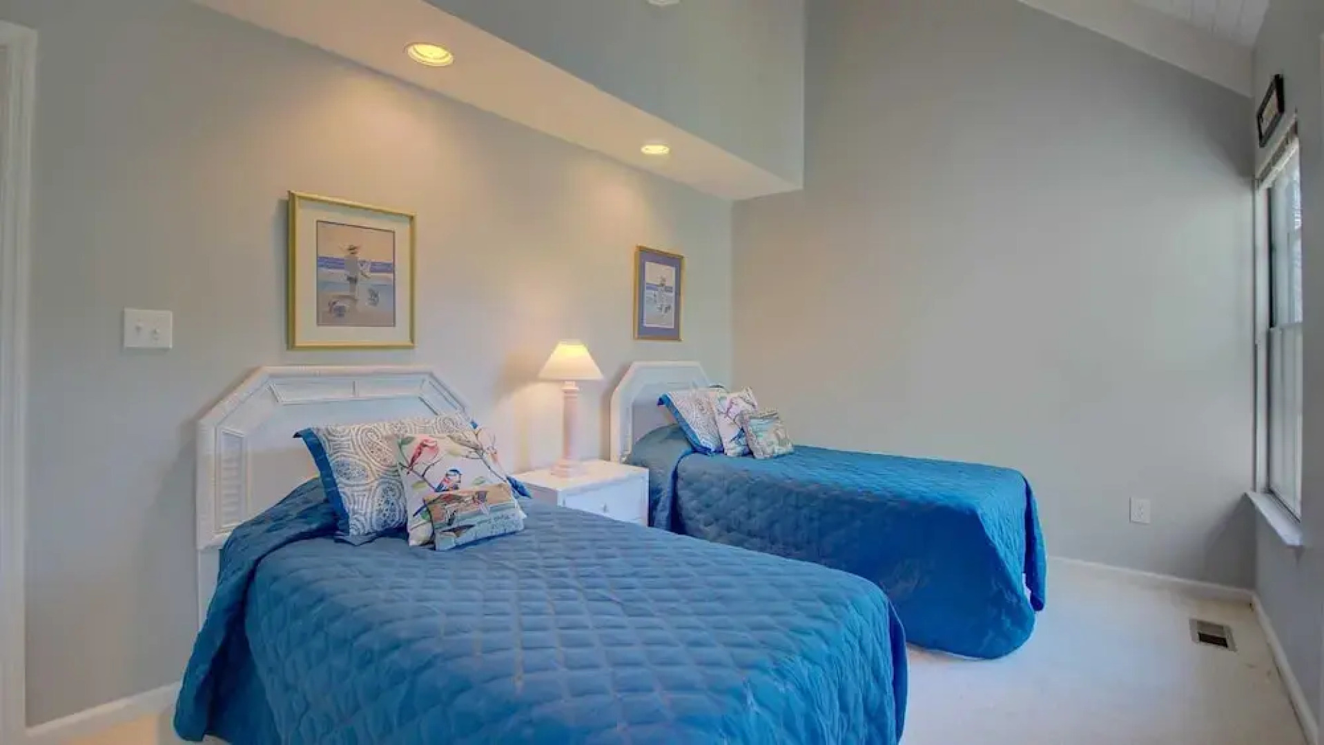 Spot Tail by Peace Vacations