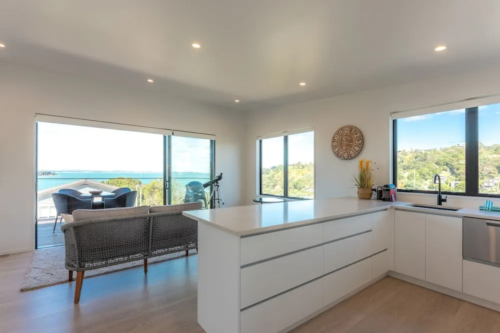 Luna Cottage - Ocean Views on Waiheke