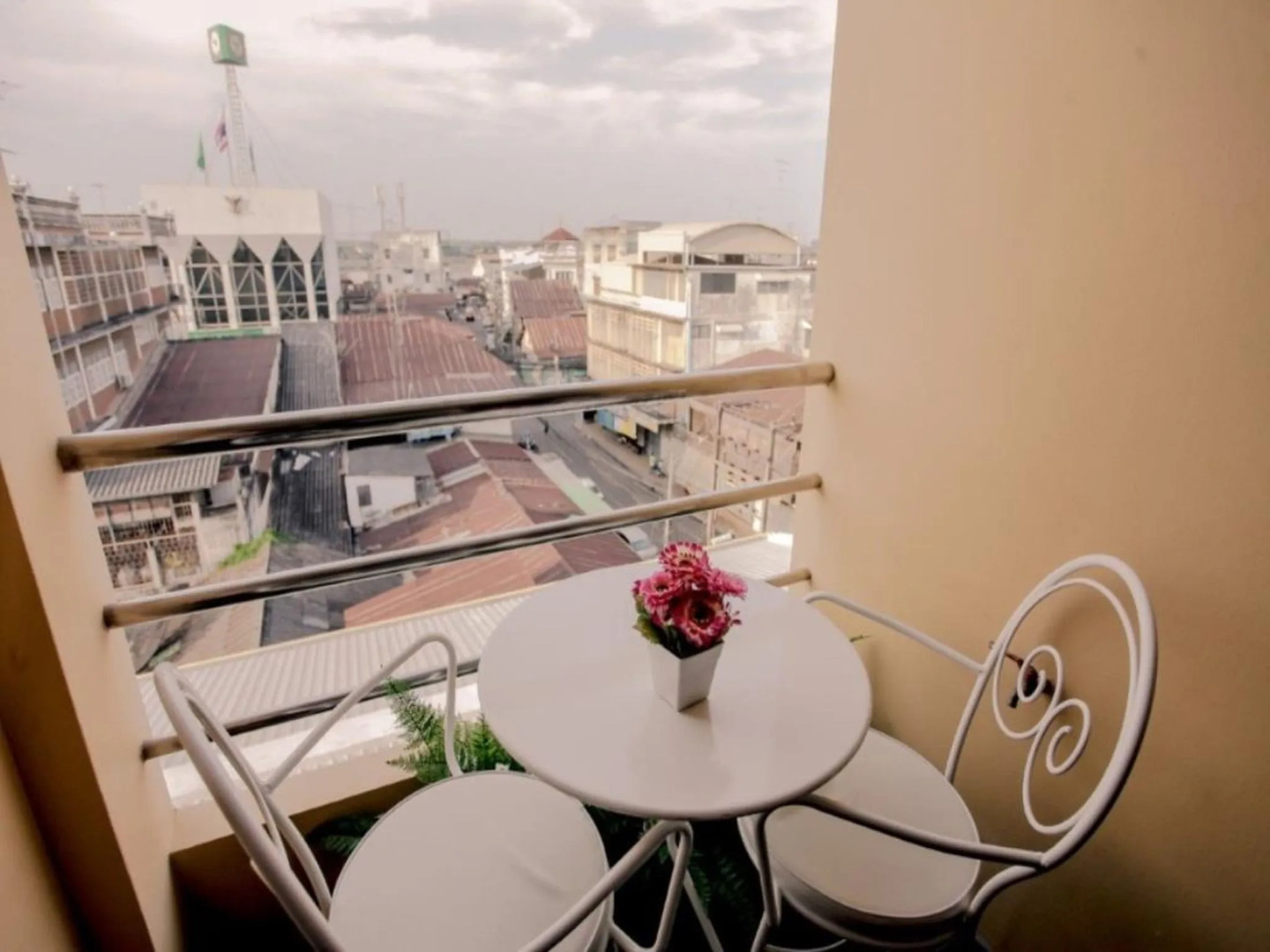 Klang Muang at Nongkhai Hotel