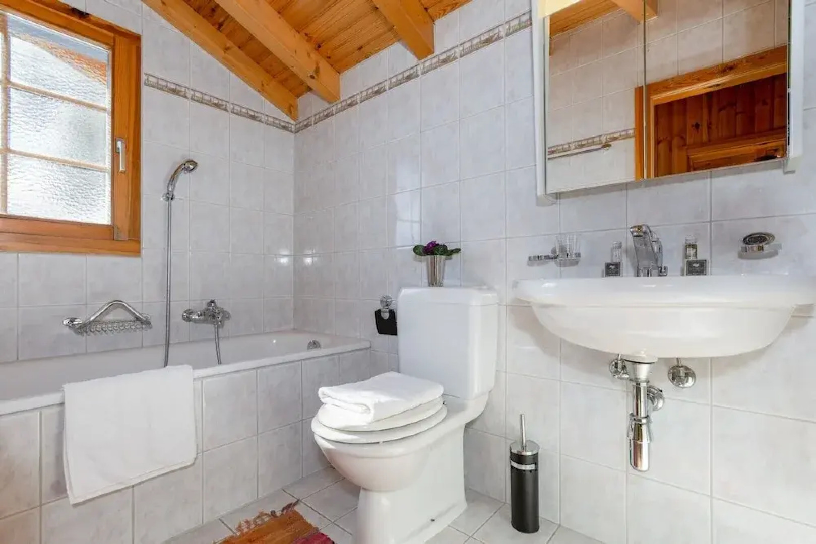 Relaxing Sauna Chalet for 6