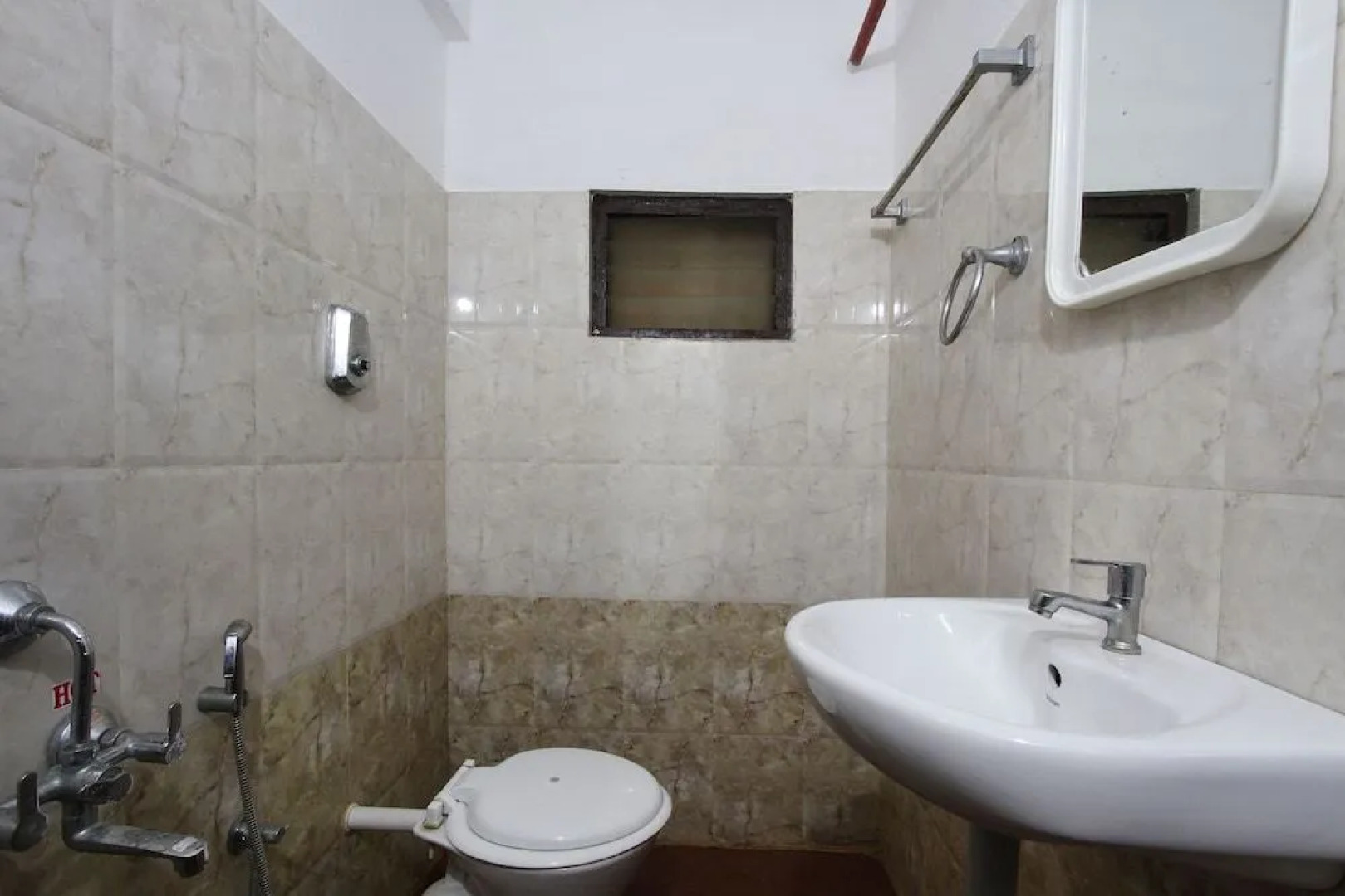 Oyo 22441 Hotel Shanthala Boarding And Lodge