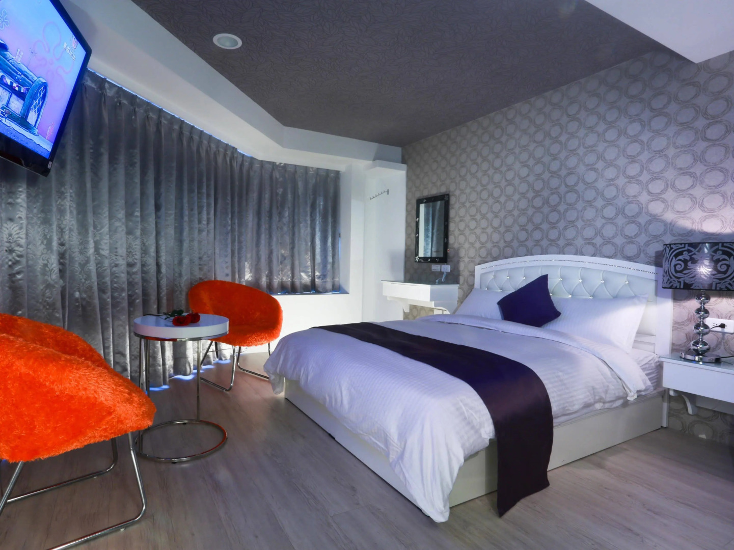 Happiness Skyline Hotel