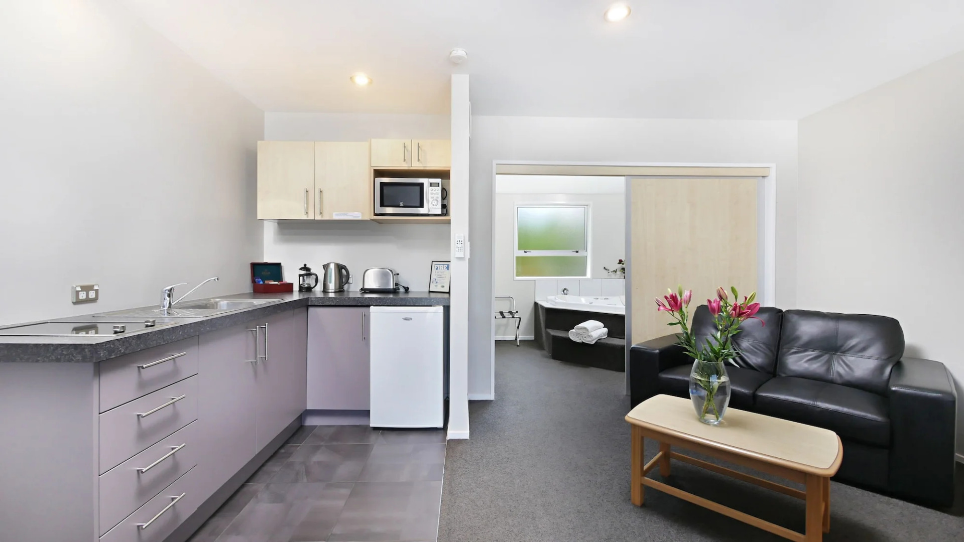 Arthur's Court Motor Lodge