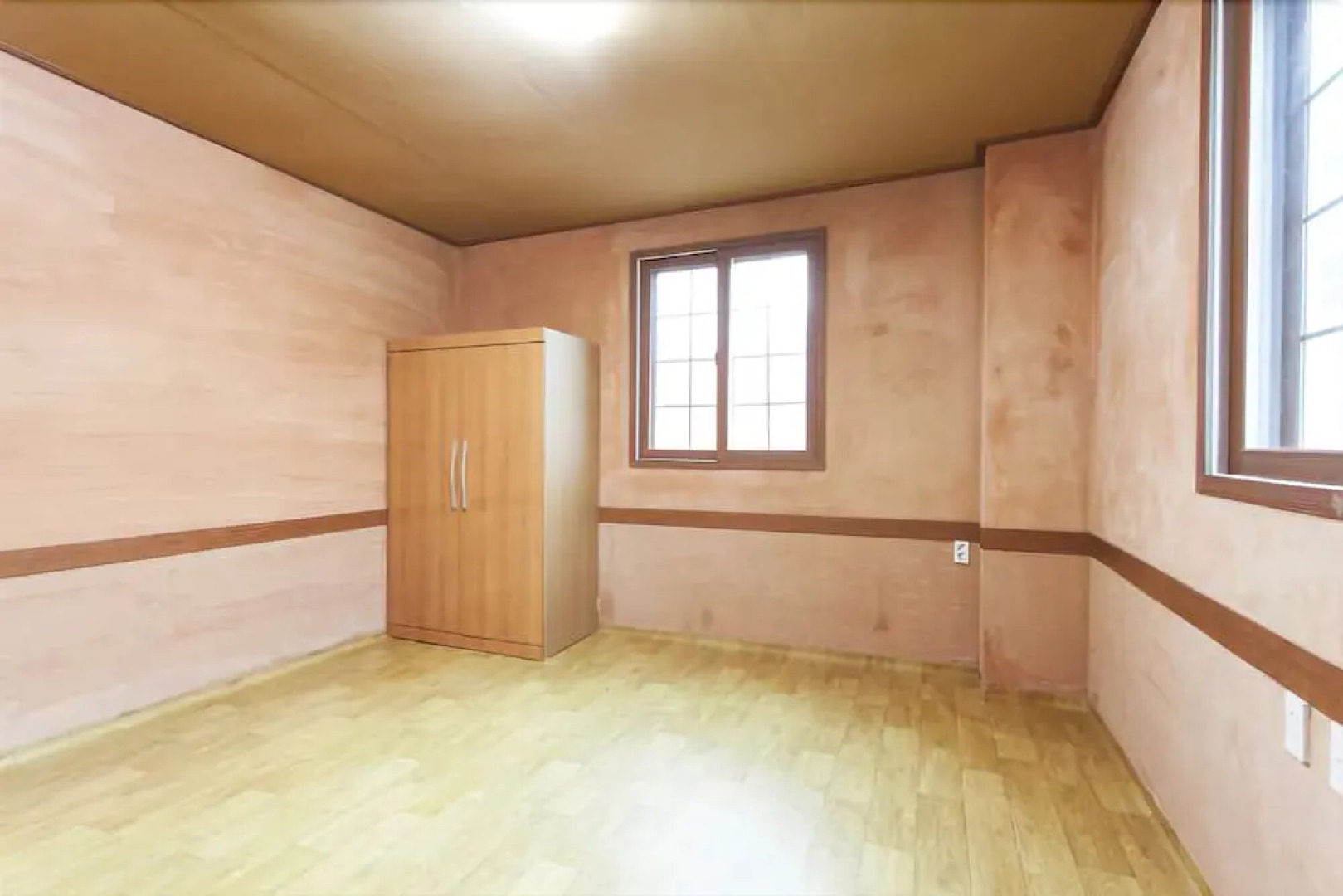 muju soldabak pension