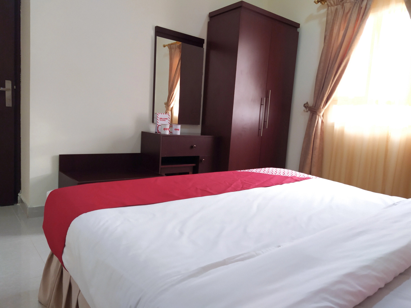 Super OYO 107 Al Areen Hotel Apartments