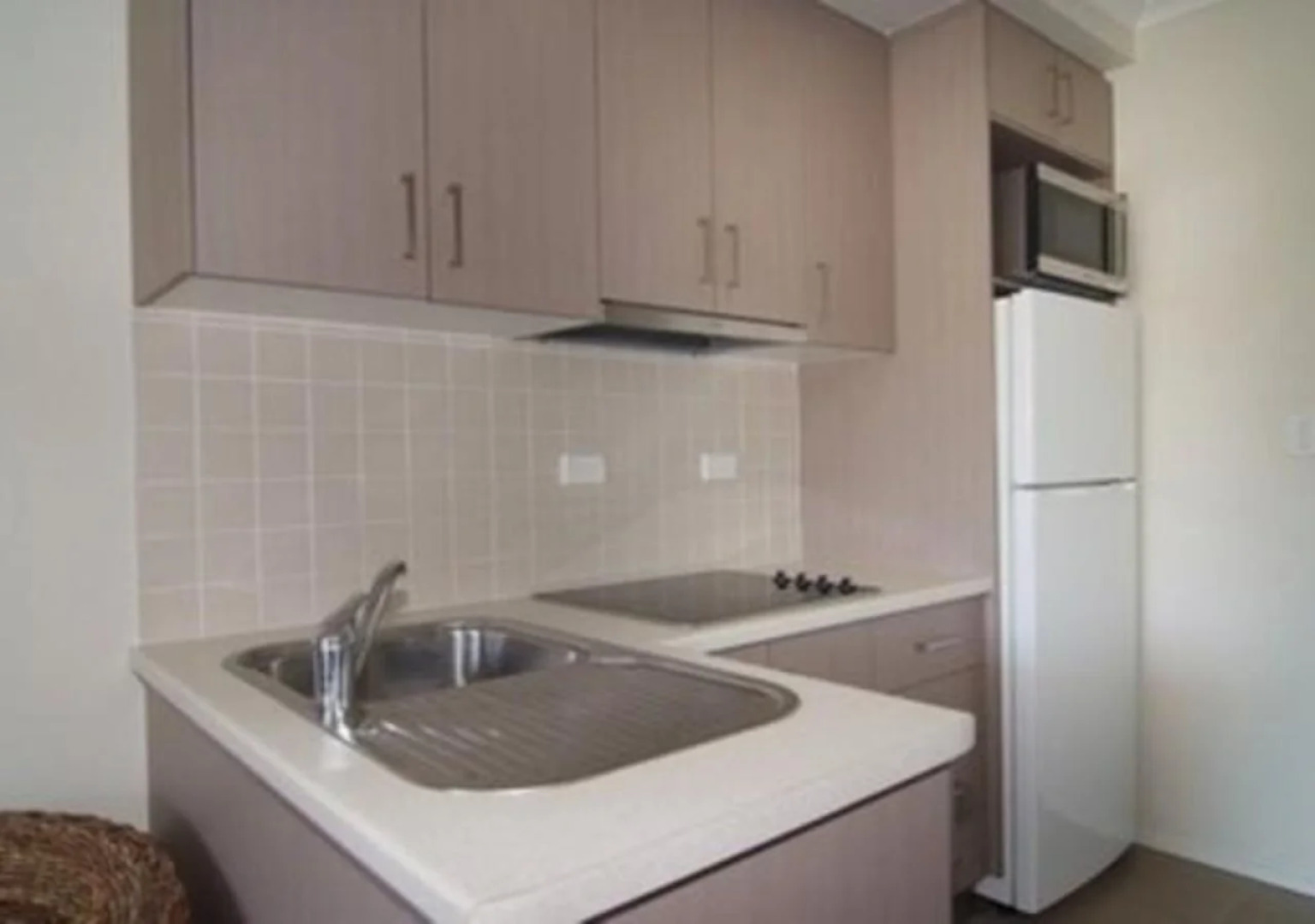 Airlie Central Apartments