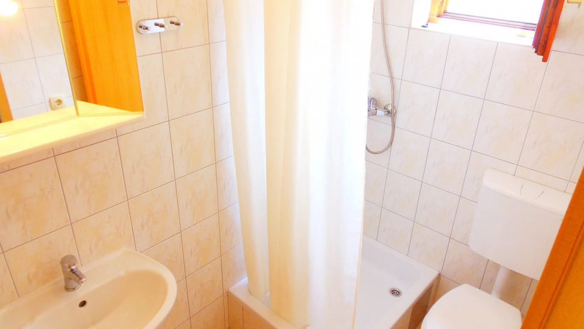 Studio apartment Bor - with great view: SA2Levant Makarska, Riviera Makarska