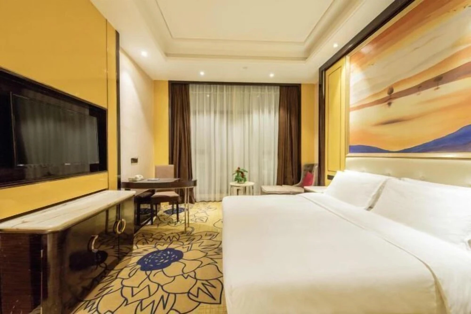 Holiday Islands Hotel