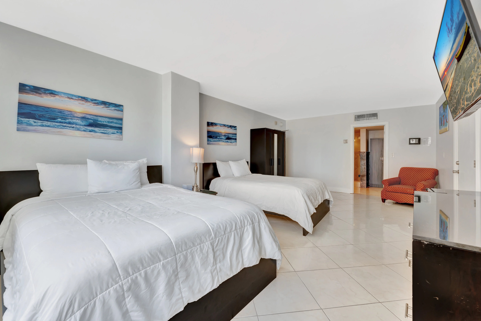 Ocean Manor Beach Hotel